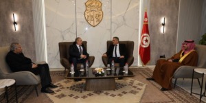 مراد في تونس للمشاركة في إجتماع مجلس وزراء الداخلية العرب