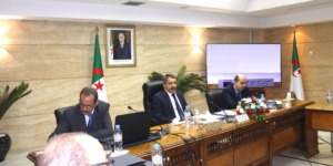 بو الزرد يترأس اجتماع المجلس الوطني للتأمينات لمناقشة آفاق التطوير السوق الوطنية