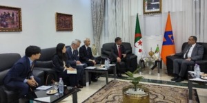 عجال يبحث إمكانيات الشراكة مع وفد من منظمة التجارة الخارجية اليابانية “جيترو”