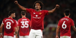 بول سكولز: مانشستر يونايتد يفتقر إلى عمود فقري يمكن البناء عليه