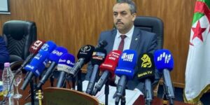 وزير التربية يلتقي النقابات ويطمئن.. الدولة عازمة على معالجة اختلالات القانون الخاص لمستخدمي التربية في أقرب الآجال