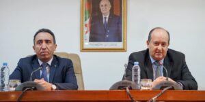 سيفي يأمر بمعالجة عاجلة للملفات العالقة في القطاع الصيدلاني