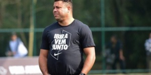 رونالدو يعترف: توماس غراسفسن أسوأ لاعب لعبت معه في حياتي