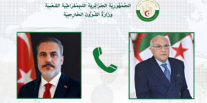 عطاف يتطرق مع وزير الخارجية التركي لتطورات الأوضاع في الشرق الأوسط