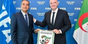 رئيس الاتحاد الدولي يهنئ وليد صادي بمناسبة انتخابه على رأس الاتحاد الجزائري لكرة القدم