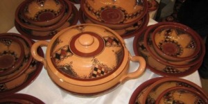 الأواني الفخارية تُزين الموائد الرمضانية