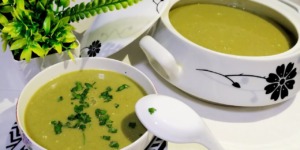 حساء السبانخ