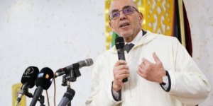 حساني شريف يدعو إلى التصدي للتحرشات الخارجية التي تستهدف استقرار البلاد