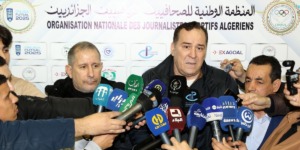 مزيان يدعو الصحفيين التحلي بالاحترافية والمسؤولية ويشيد بدور المرأة في الإعلام