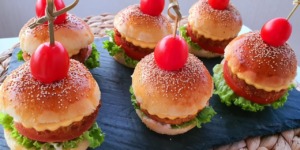 ميني همبورغر