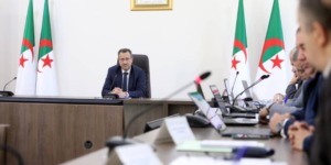 رخروخ يترأس اجتماعا لمتابعة تقدم أشغال إنجاز الخط المنجمي الغربي