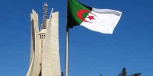 “شعلة الجزائر أضيئت من جديد”