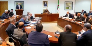 غربب ينصّب لجنتين لمتابعة وتأطير نشاط تصنيع قطع غيار المركبات