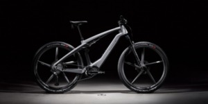 بورش تكشف عن دراجة كهربائية رياضية جديدة لعام 2025