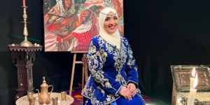 فاطيمة بلحميسي تؤكد: تقديمي لبرنامج “اعقد وانوي” لا يعني أنني اعتزلت التمثيل 