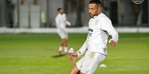 يوسف بلايلي: “سعيد بالعودة وسأقدم الإضافة المرجوة”