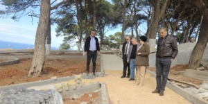 الوالي المنتدب تتفقد مجمع رياضي و حديقة حضرية بالقبة 