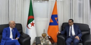 الرئيس المدير العام لسونلغاز يستقبل المدير التنفيذي لمنطقة إفريقيا في شركة بيكر هيوز الأمريكية