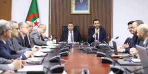 سعيود: تعزيز الابتكار وتوظيف التكنولوجيا الذكية ضرورة لتحديث قطاع النقل