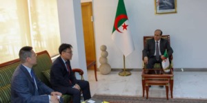 وزارة الصناعة تكثف مساعيها لإعادة بعث مشروع مصنع الإسمنت بالجلفة