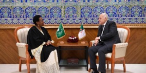 عطاف يشيد بجهود مونيك نسانزاباغانوا خلال عهدتها في الاتحاد الإفريقي