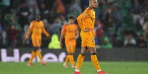 أنشيلوتي: استحقينا الخسارة أمام ريال بيتيس