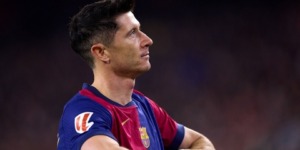 زاهافي وكيل ليفاندوفسكي يطمئن جماهير برشلونة: لدينا عقد مع النادي ونحترمه حتى نهايته