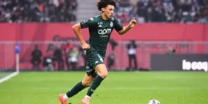 الفاف تسعى للظفر بجزائرية أكيلوش