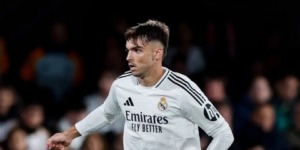 ريال مدريد يُجدد عقد راؤول أسينسيو