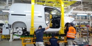 انتاج مصنع “فيات” بوهران يتخطى عتبة 50 ألف مركبة