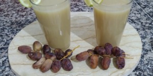 عصير التمر والزبيب