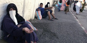 التسول.. ظاهرة مستمرة تزداد حدتها في المواسم الدينية