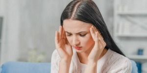 الصداع المتواصل.. قد يدل على مرض خطير
