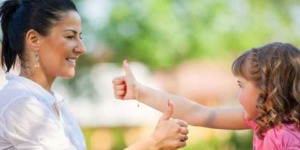 نصائح تجعل منك صديقة ابنتك المقربة