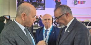 سايحي وتيدروس يبحثان من برلين توسيع التعاون الصحي وتطوير المركز العالمي للتلقيح