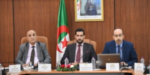 لجنة المالية بالبرلمان تستمع الى المديرين العامين للخزينة العمومية و الميزانية في اطار دراسة مشروع قانون تسوية الميزانية