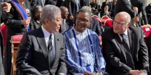 عطاف يلتقي قادة وممثلي دول بالفاتيكان