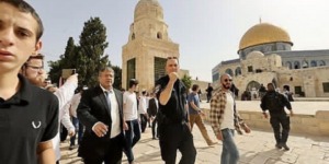 حماس: دعوات المستوطنين لفتح الأقصى بـمسيرة الأعلام .. تطور خطير