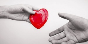 هل أنت من المحسنين إلى الناس ؟