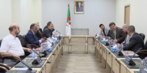 اللجنة البرلمانية المكلفة بصياغة مقترح قانون تجريم الاستعمار تواصل أشغالها