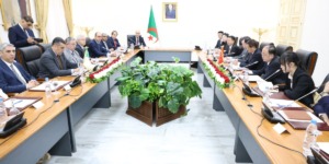 الجزائر والصين تؤكدان من مجلس الأمة على أهمية التعايش الديني وتعزيز الشراكة الاستراتيجية