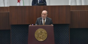 بلمهدي يعرض مشروع القانون المتعلق بالأوقاف أمام نواب البرلمان