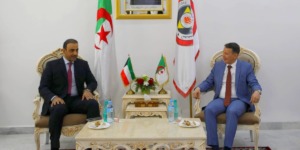 العقيد بوغلاف يستقبل وفدا كويتيا رفيع المستوى