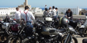 ركوب الدراجات النارية.. هوس الشباب وعشاق المغامرة