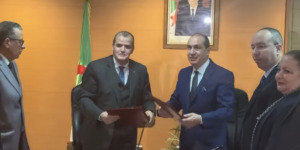 كمال رزيق يتسلم مهامه على رأس وزارة التجارة الخارجية وترقية الصادرات