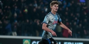 مانارت يدافع عن البلجيكي دي كيتيلاري