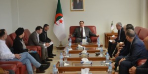 مزيان يؤكد على إشراك الصحفيين في مسار إصلاح القطاع ويعلن عن لقاءات جهوية تشاورية