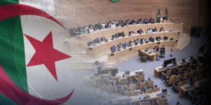 رفع العلم الجزائري بمقر مجلس السلم والأمن التابع للاتحاد الإفريقي في أديس أبابا