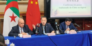 الصين تشيد بالدور الهام للجزائر في حل القضايا الإقليمية والدولية