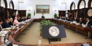 الرئيس تبون يأمر بإجراء إحصاء تام لأملاك الدولة لإنشاء قاعدة بيانات قبل بداية إعداد قانون المالية 2026